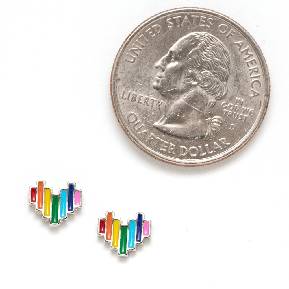 ⭐ Sale ⭐ 2/$20
Rainbow Heart Studs (S925) - Picture 3 of 3